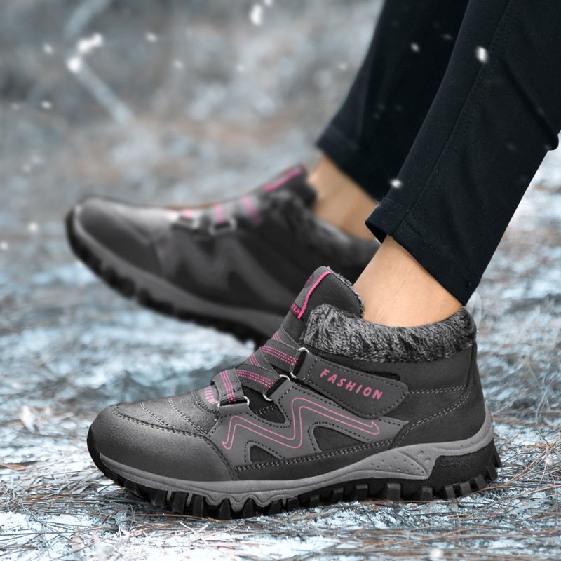 Winter boots resistant to cold 2024