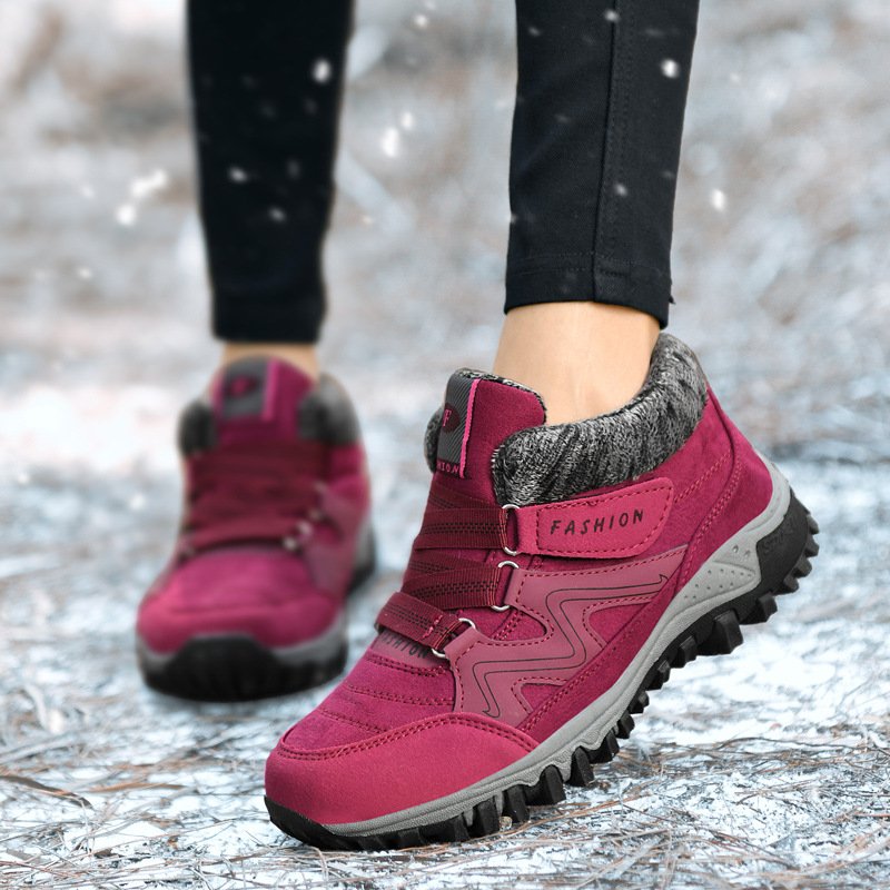 Winter boots resistant to cold 2024